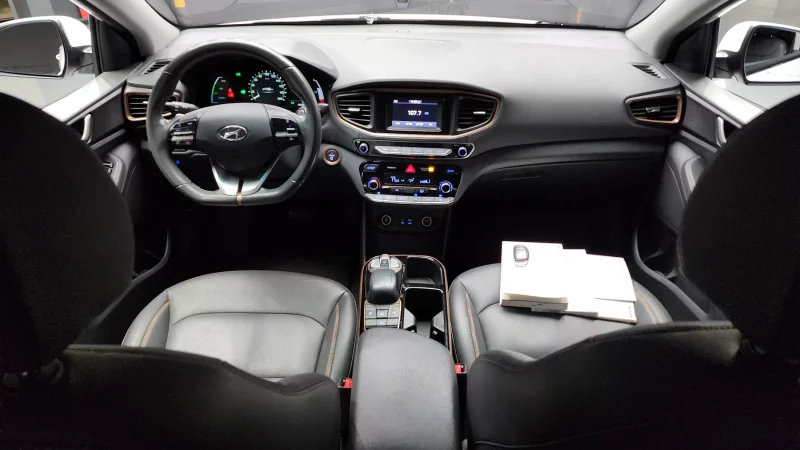 Hyundai Ioniq