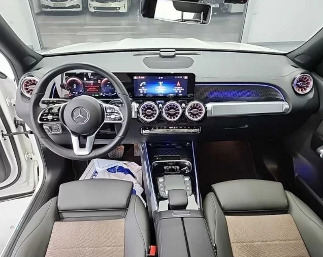 Mercedes-Benz EQB