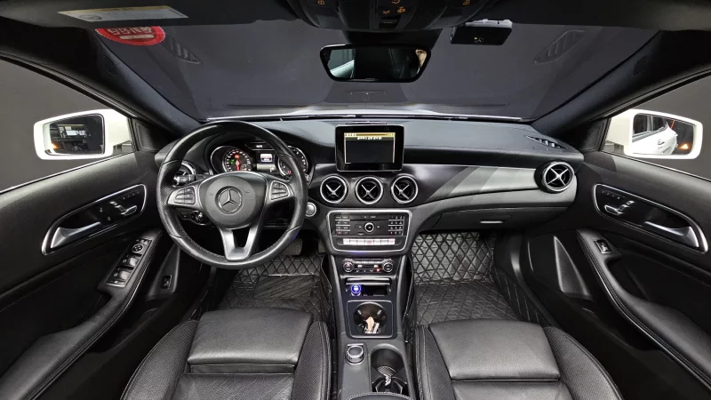 Mercedes-Benz GLA-Class