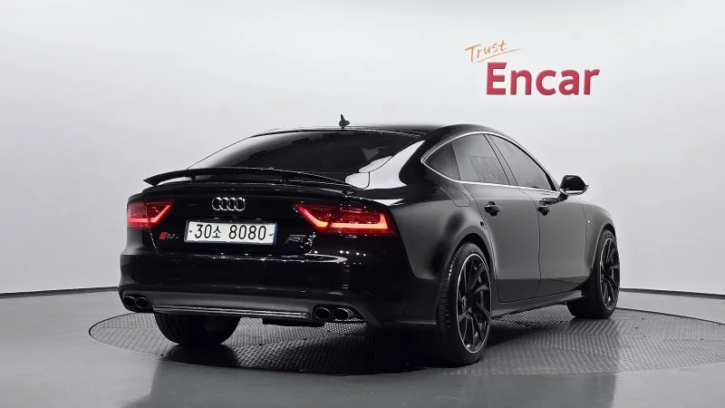Audi S7
