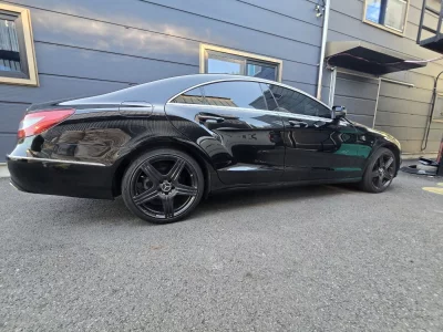 Mercedes-Benz CLS-Class