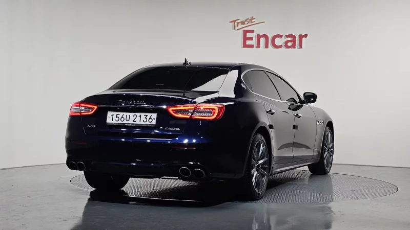 Maserati QUATTROPORTE