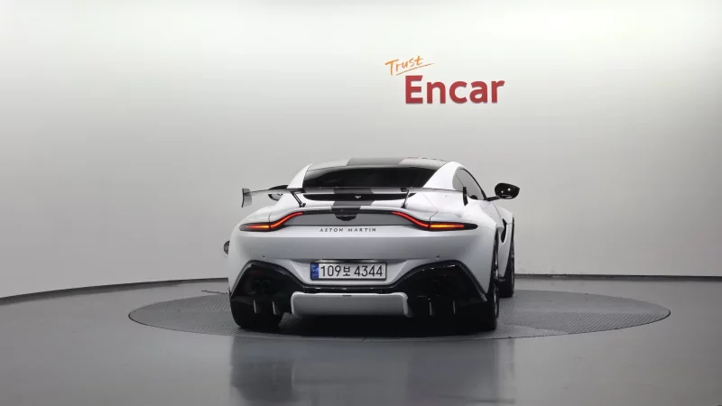 Astonmartin Vantage