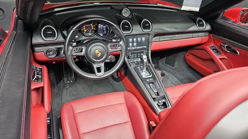 Porsche 718