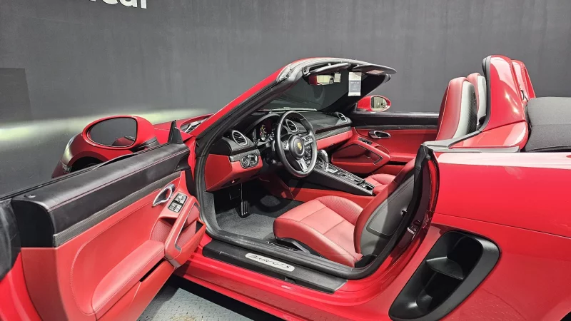 Porsche 718