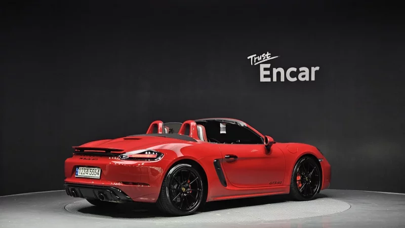 Porsche 718