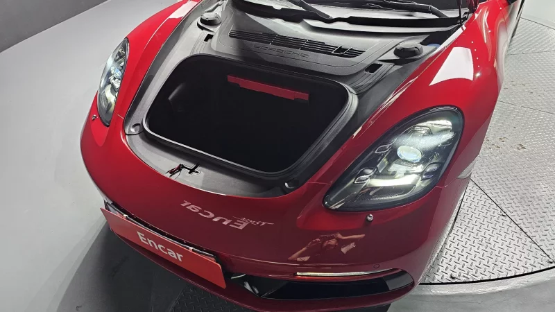 Porsche 718