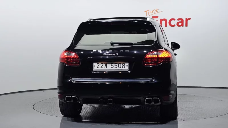 Porsche CAYENNE