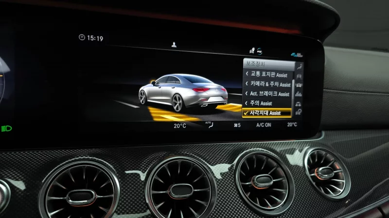 Mercedes-Benz CLS-Class