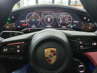 Porsche TAYCAN