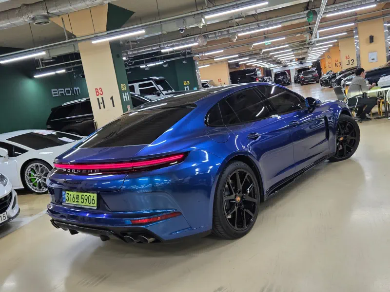 Porsche Panamera