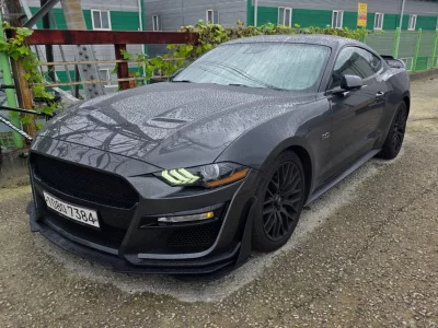Ford MUSTANG