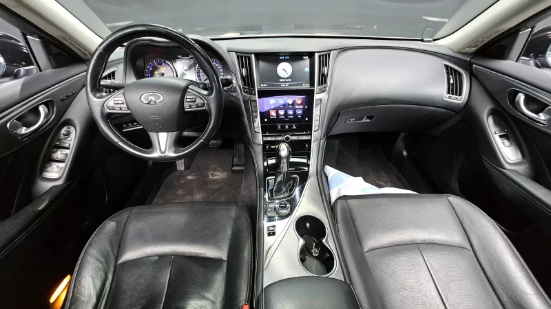 Infiniti Q50