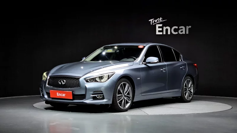Infiniti Q50