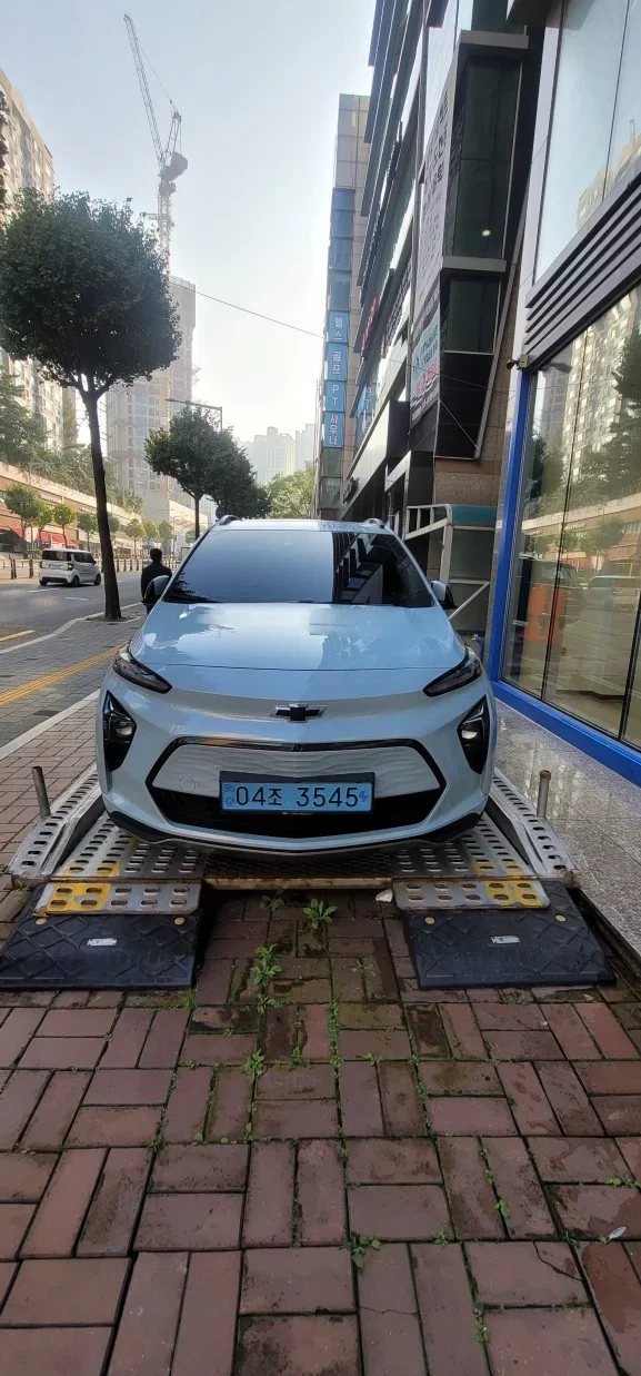 Daewoo 볼트 EUV