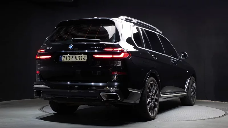 BMW X7