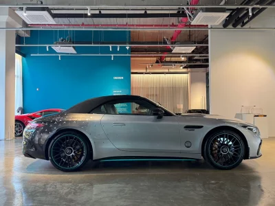 Mercedes-Benz SL-Class