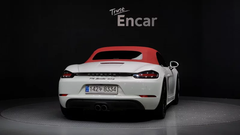 Porsche 718