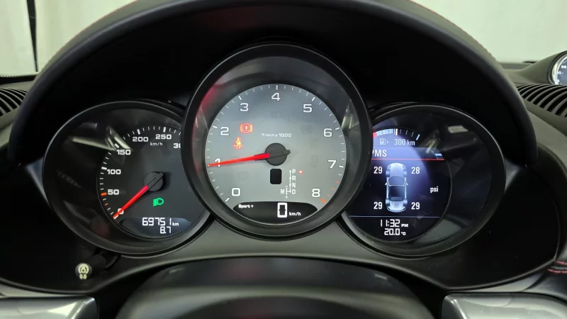 Porsche 718