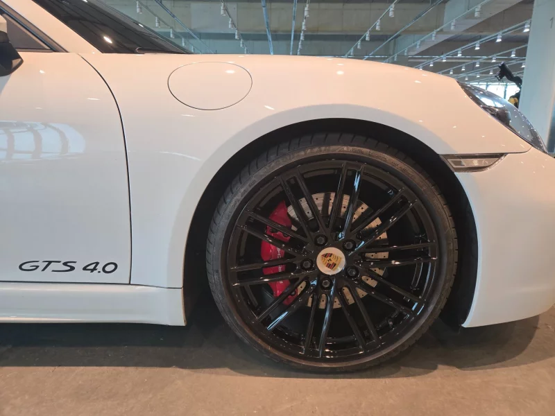 Porsche 718