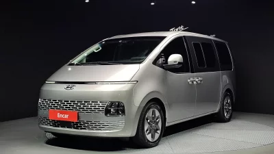 Hyundai Staria