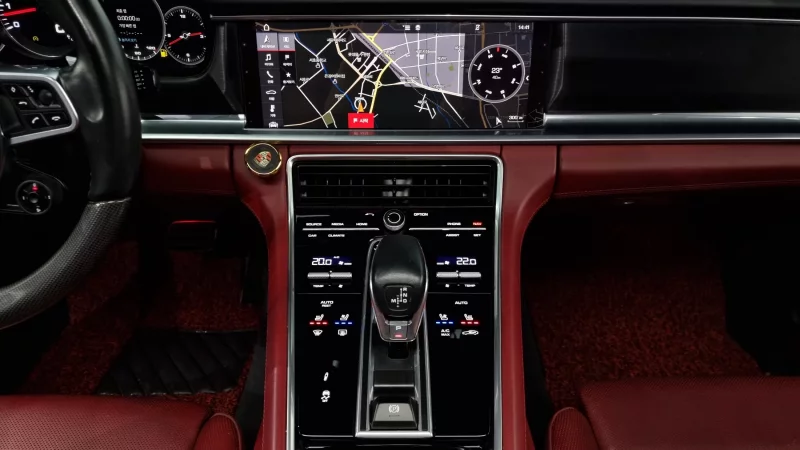 Porsche PANAMERA