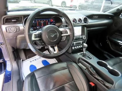 Ford MUSTANG