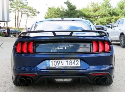 Ford MUSTANG