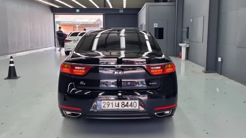 Kia K7