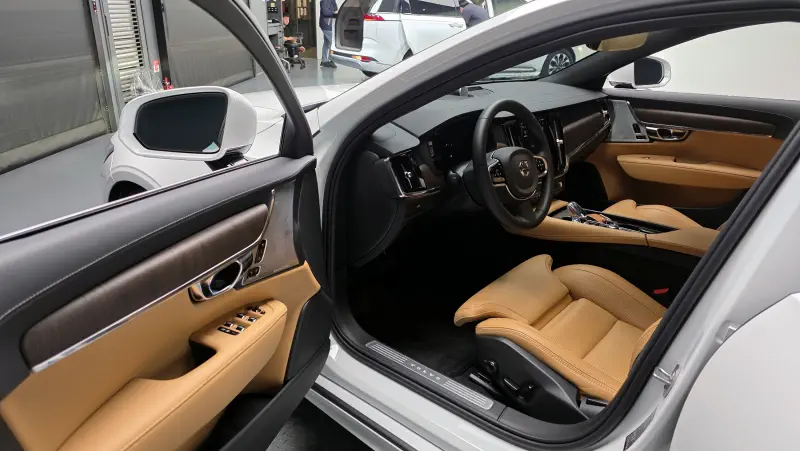 Volvo S90
