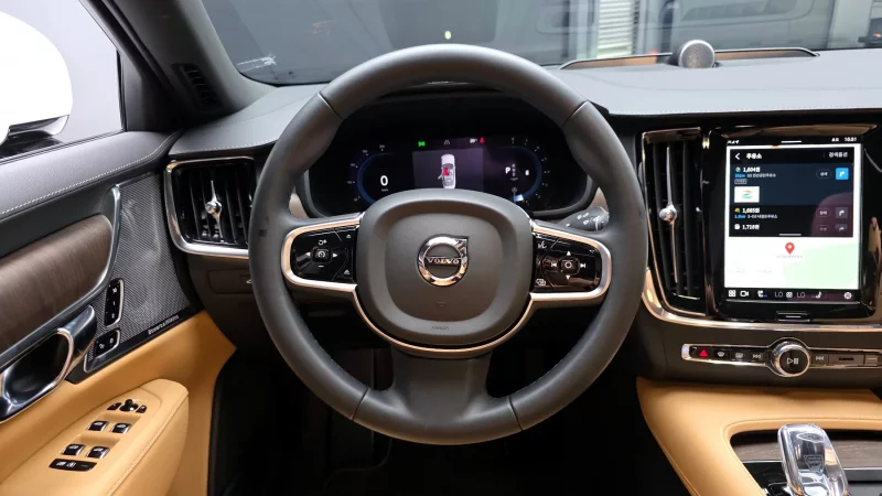 Volvo S90