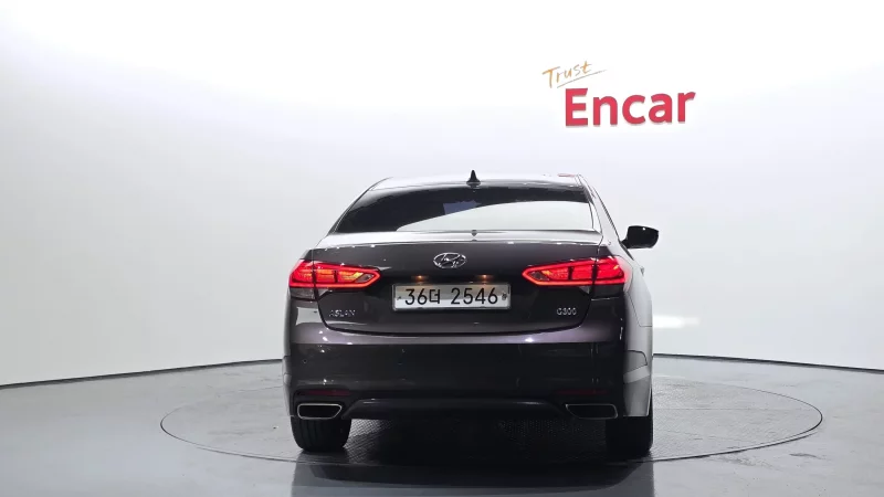 Hyundai Aslan