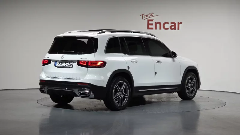 Mercedes-Benz GLB-Class