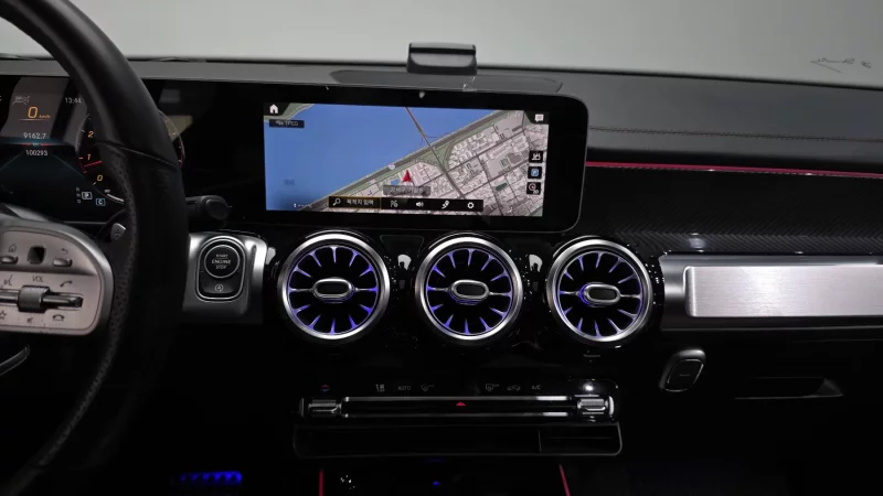 Mercedes-Benz GLB-Class