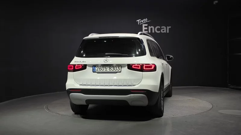 Mercedes-Benz GLB-Class