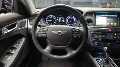 Hyundai Genesis