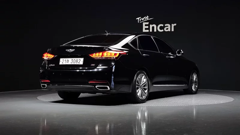 Hyundai Genesis