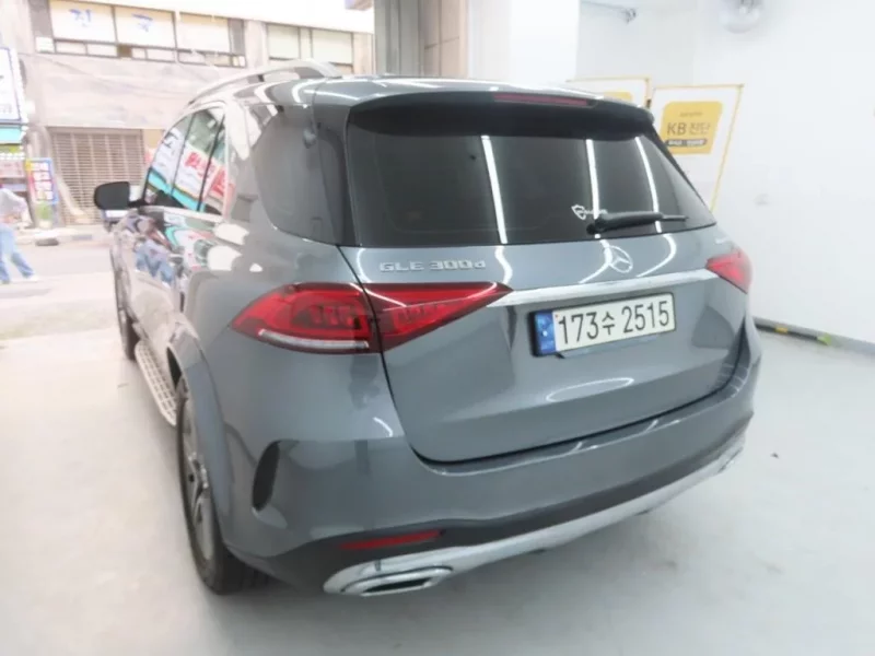 Mercedes-Benz GLE-Class