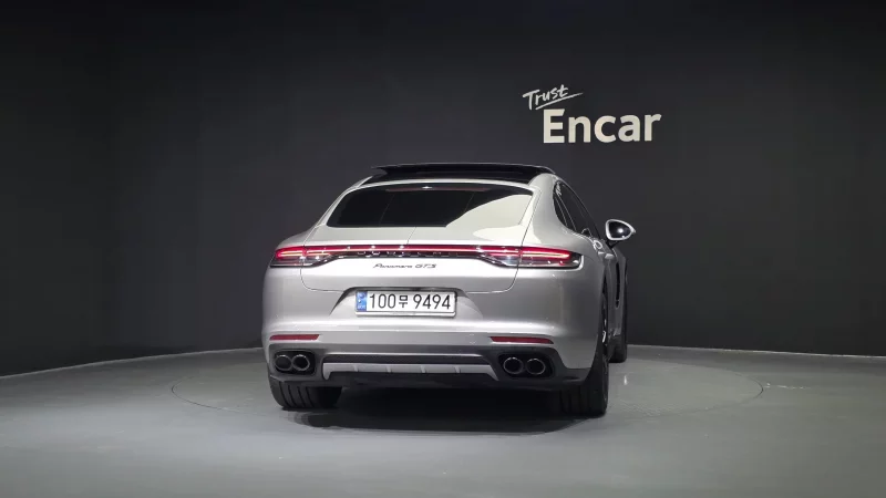 Porsche PANAMERA