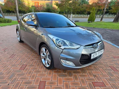 Hyundai Veloster
