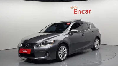 Lexus CT200h