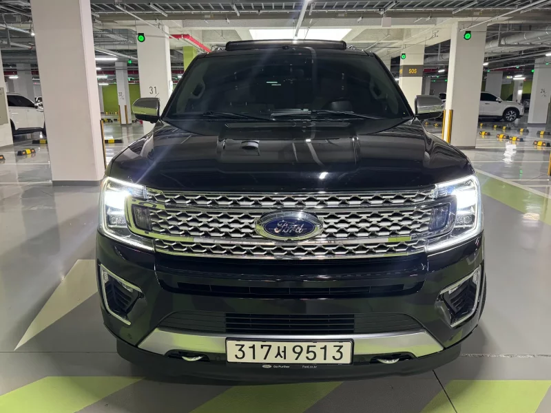 Ford EXPEDITION