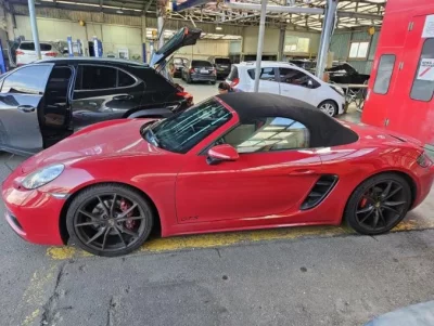 Porsche 718