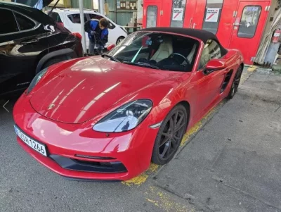 Porsche 718