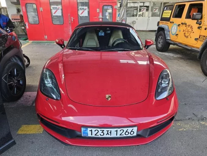 Porsche 718