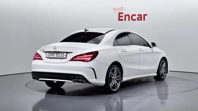 Mercedes-Benz CLA-Class