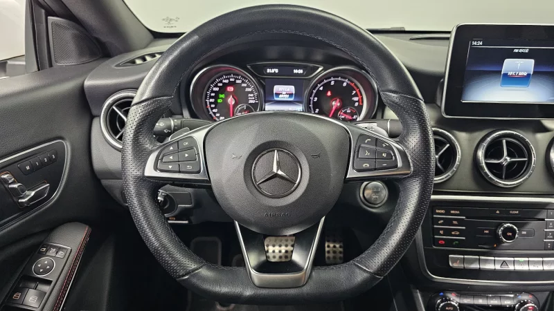 Mercedes-Benz CLA-Class