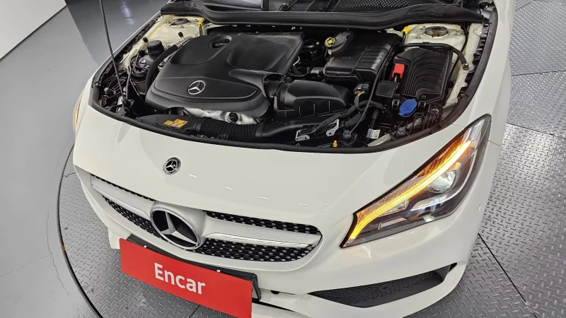 Mercedes-Benz CLA-Class