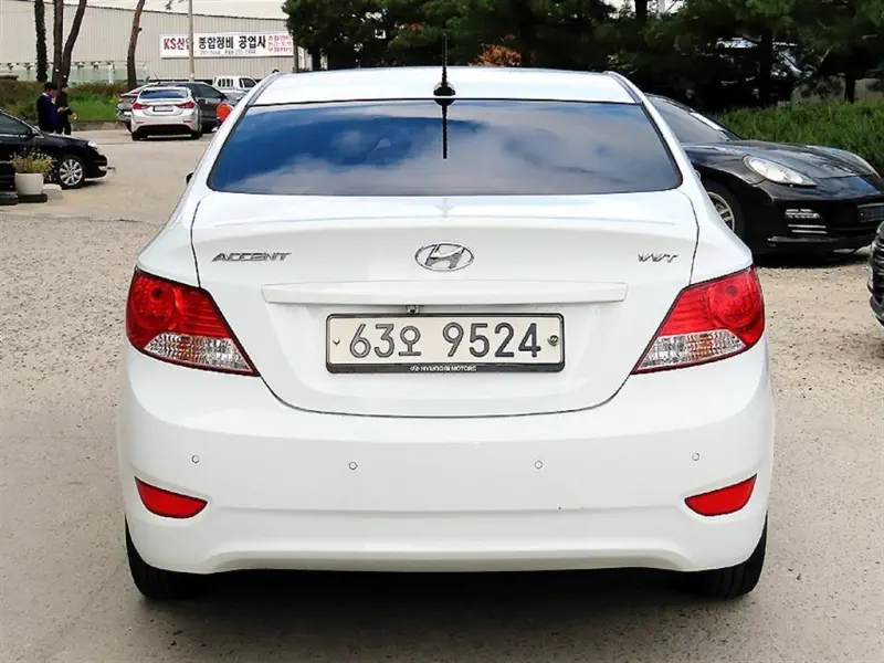 Hyundai Accent
