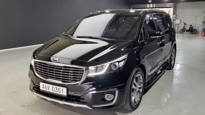 Kia Carnival